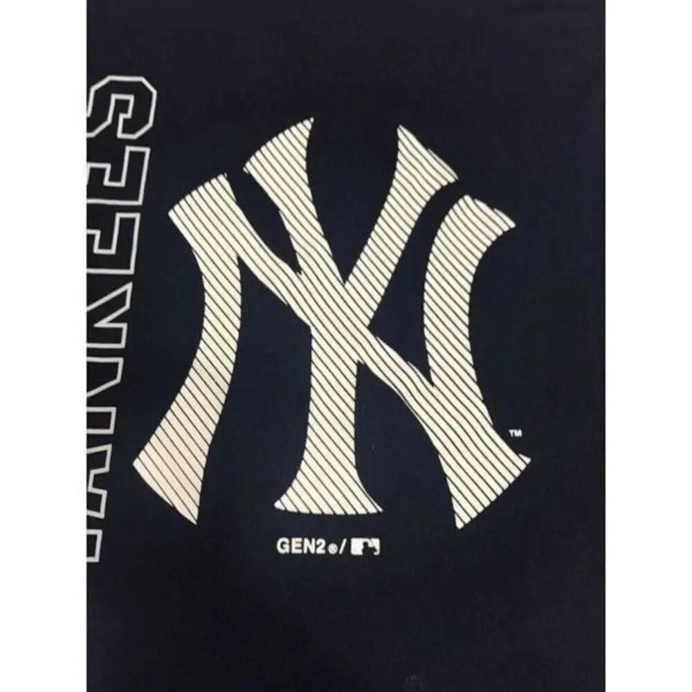 Genuine merchandise yankee T-shirt….0357